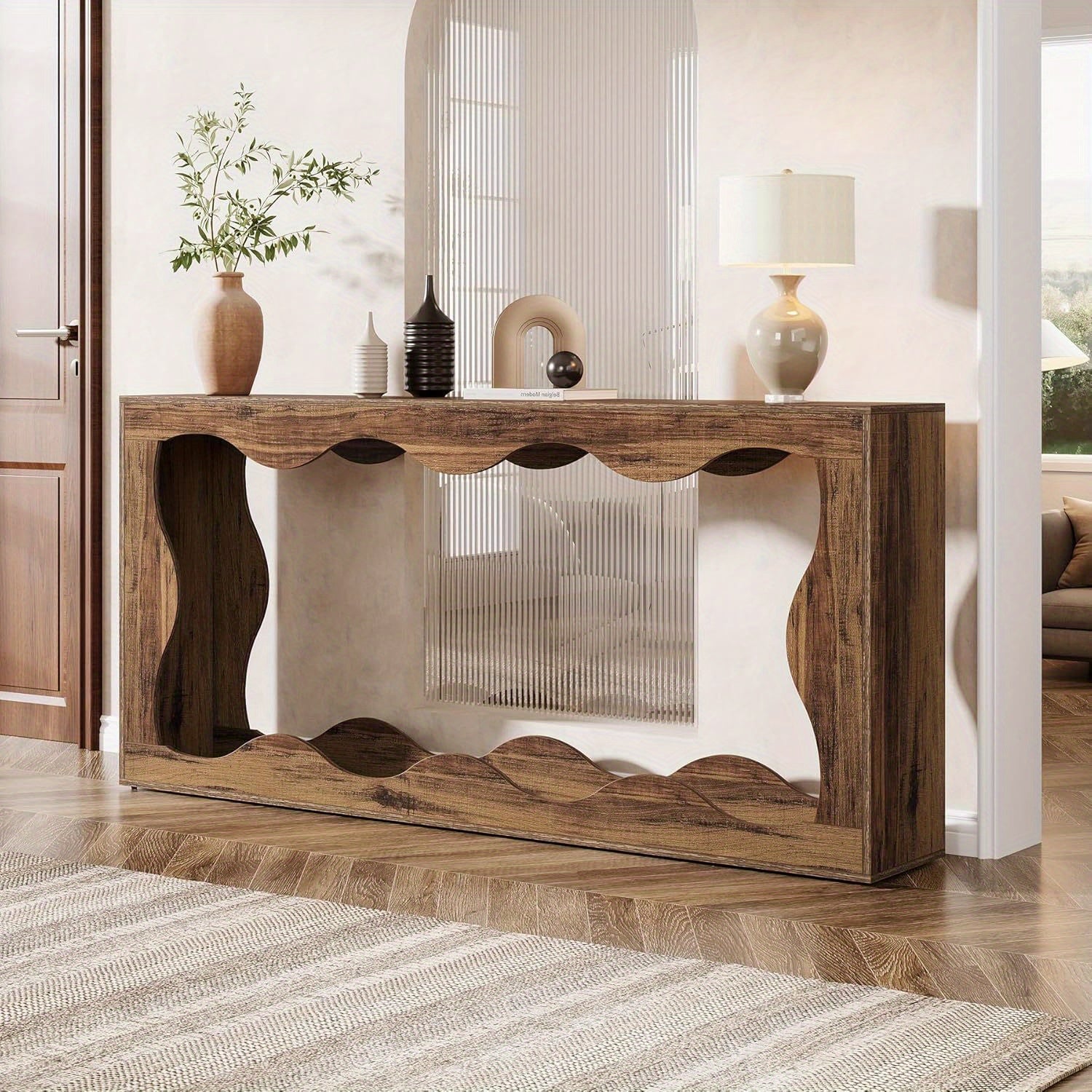 Farmhouse Scalloped Console Station